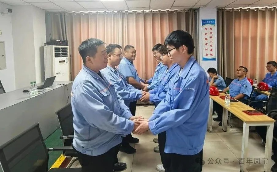 师徒结对 淬火成钢——米兰(中国)管业举行第三届“薪火相传、携手共进”拜师仪式